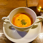 NEO‐SNAPPER　CARNAVAL - オマール海老のポタージュ