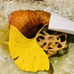 おみ乃 - ・手羽先（安納芋栗とむかご）