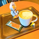 スターバックスコーヒー - 照明とかBGMの大きさとか
とても居心地いい平日の夕暮れ時