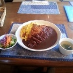 一かつ　びすとろ - オムレツとカツカレー