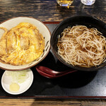 藪伊豆 - 蕎麦セットミニカツ丼650円（ごはん半分）。考えられないお値段