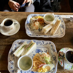 COFFEE REST あるぺんはうす - 