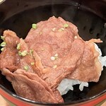 祇園にしむら - 食事：牛すき焼き丼