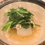 祇園にしむら - 炊き合わせ：京壬生菜、聖護院だいこん、油揚げ
