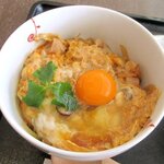 よこすと食堂 - よこすと食堂 「地鶏親子丼」