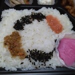 唐揚げ100% - このトッピングも嬉しい