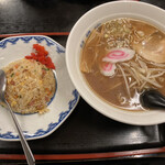 薑醤樓 - 半チャン麺（味噌ラーメン）