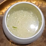 アマラントス - 一口啜ると聖護院蕪の香りが口いっぱいに広がります。