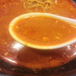 華峯 - 担々麺:スープ