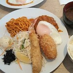 キッチン ひらき - ハンバーグスペシャルの海老フライ定食