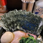 家系ラーメン クックら - 海苔増しは5枚100円。