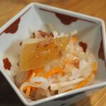 卓 - 数の子となます