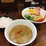 らーめん 也 - カキつけ麺とご飯（中）