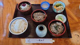 Gensuke San - ●源助定食　1,600円
                        「そばの器に汁を掛けてお召し上がり下さい」
                        との説明があった。