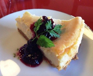 Hitofusa no Budou - ベークドチーズケーキ（拡大）