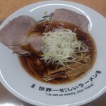 三木サービスエリア（上り線）スナックコーナー - 世界一忙しいラーメン