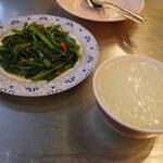 ร้านข้าวต้มอนันต์ - 