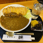 とんかつ館 - 「カツカレー上」1,050円税込み♫