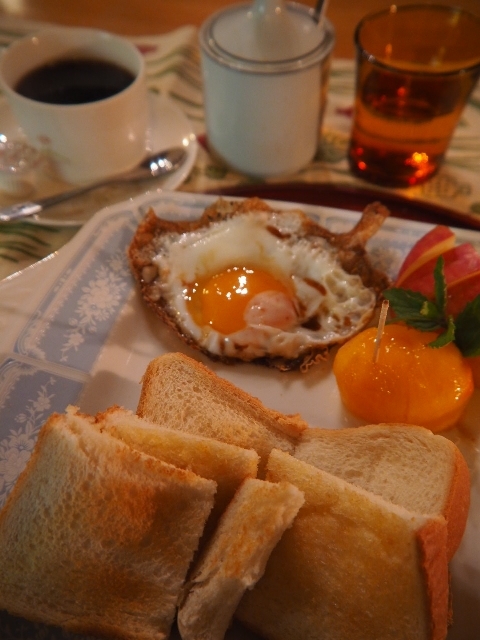 サモワール 羽後本荘の落ち着く喫茶店 &ndash; 手作りスイーツと自家焙煎コーヒー