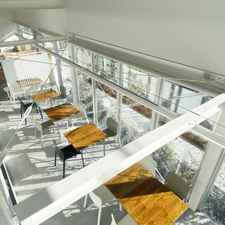 非日常的な空間でカジュアルフレンチが楽しめます★