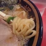 横浜家系ラーメン 大輝家 - ７分指定テボ茹で酒井製麺
