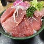 みなと市場 小松鮪専門店 - 