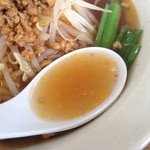 祥瑞 - 台湾ラーメン、スープ