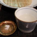 蕎麦前 中手 とうは - 料理