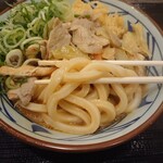 Marugame Seimen - 豚汁うどん(並)_790円　麺アップ