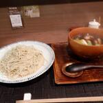 蕎麦前 中手 とうは - 料理