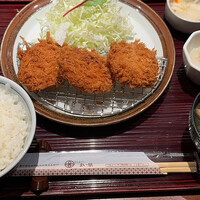 とんかつ まい泉 青山本店 - ヒレひとくちかつ定食 1100円。