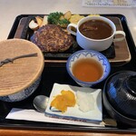 厨房三菜膳 - ハンバーグとビーフシチュー定食1,350円（税込1,485円）