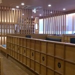 とんかつ武蔵 - 2013.5.20　広々とした店内◎