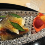 まき村 - 鮎の一夜干し　唐墨ご飯と山桃添え