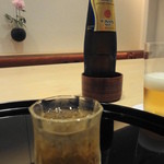 まき村 - 食前酒は梅酒　　ビールはプレモル小瓶630円