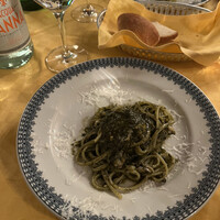 ラ・ビスボッチャ - 黒キャベツと牡蠣のパスタ