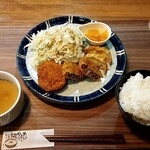 Cafe&Dining 三寅屋 - ミックスフライ定食