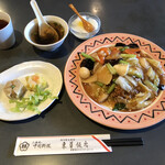 東華飯店 - 