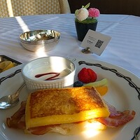 パノラミックレストラン ル・ノルマンディ - モンテクリストサンド