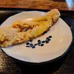 ヨコクラうどん - ちくわ天