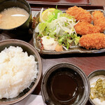産直鮮魚と日本酒 Uo魚 - カキフライ定食
