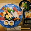 栄助ずし - 令和5年1月 ランチタイム
一人前半定食 1600円
にぎり寿司12貫、巻き寿司2切れ、お吸い物、小鉢