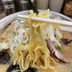 味噌や - 中太ちぢれ麺