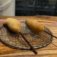 串揚げキッチン だん 十三店 - まずはサワラの西京漬とヤングコーンからのスタート