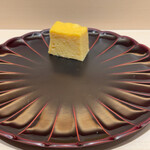 銀座 鮨 奈可久 - 甘い玉で〆ます