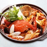 Seafood hotpot (spicy)