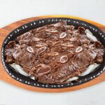 Teppanyaki beef short ribs (철판 LA갈비)