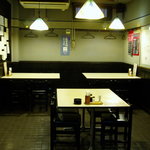 居酒屋イズマサゴ - テーブル席