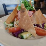 Pineapple's Island Fresh Cuisine - ポキタワーは納得のボリューム感