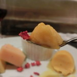 キャトルラパン　神戸三宮 - マンゴーソルベとドライストロベリー♪